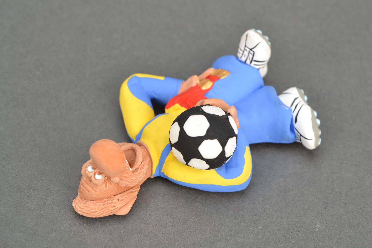 Ceramic fridge magnet Football Player photo 3