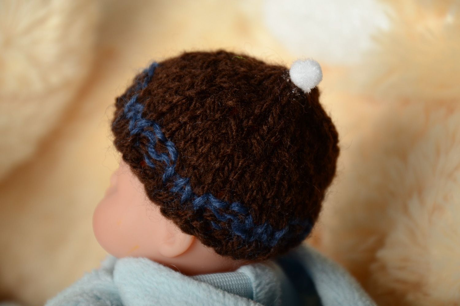Bonnet pour oeuf de Pâques tricoté au crochet fait main brun original décoration photo 1
