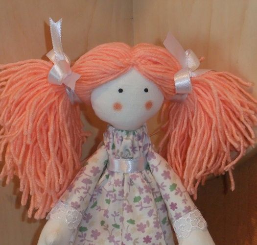 Красивая авторская кукла из ткани и ниток ручной работы рыжая для дома и детей  фото 1