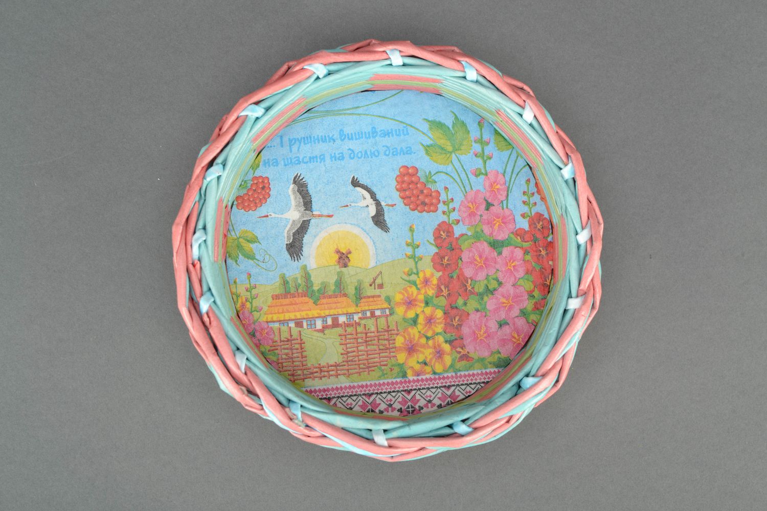 Newspaper candy bowl in folk style photo 3
