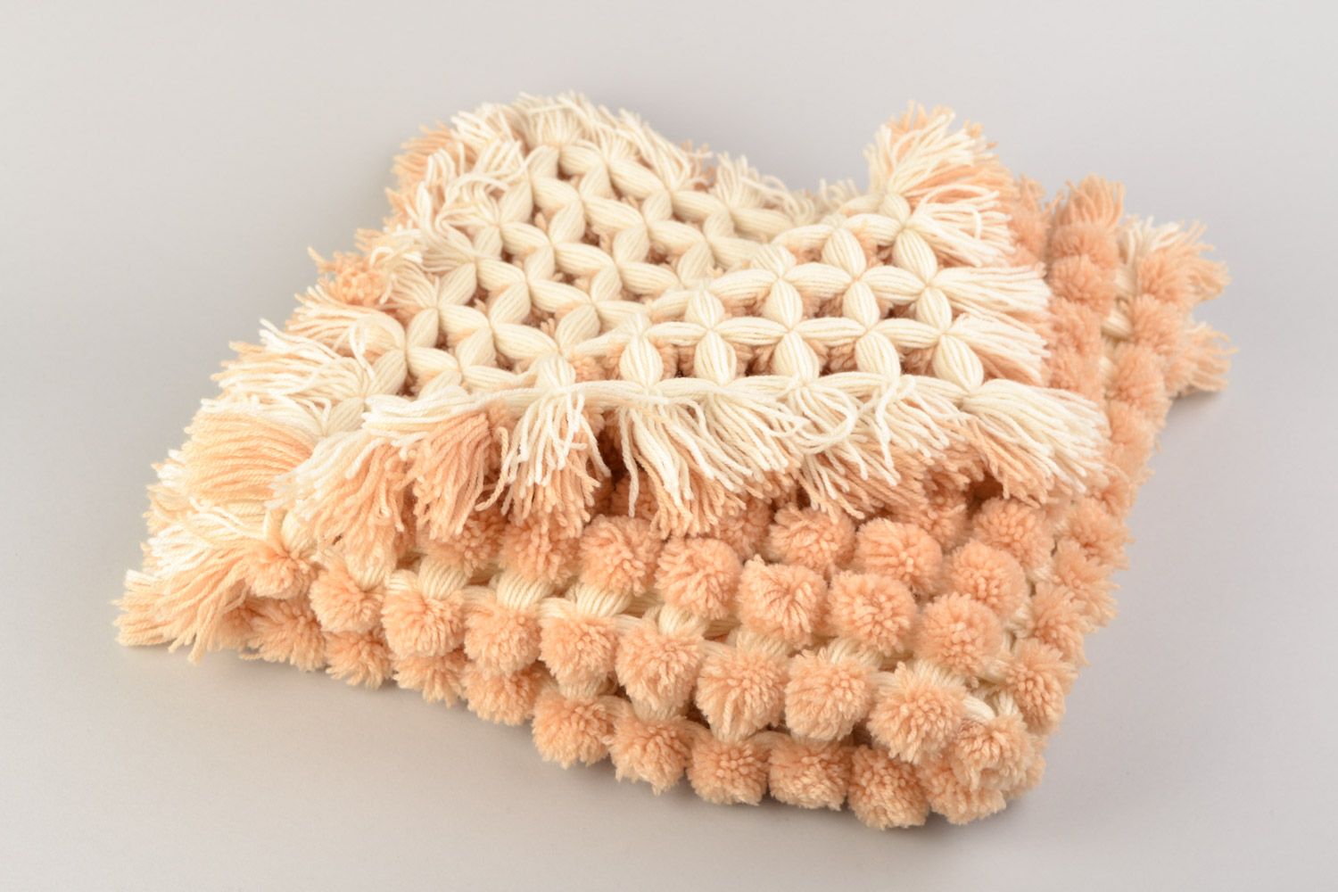Handmade soft warm baby blanket woven of beige woolen and acrylic threads photo 3