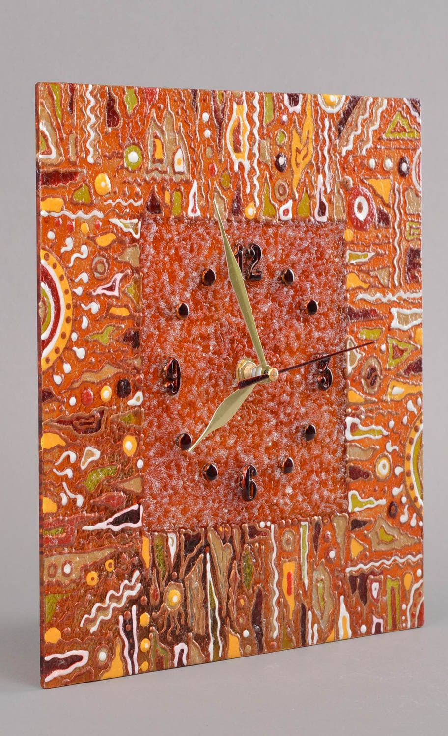 Квадратные настенные часы из стекла ручной работы с росписью красками красивые фото 2