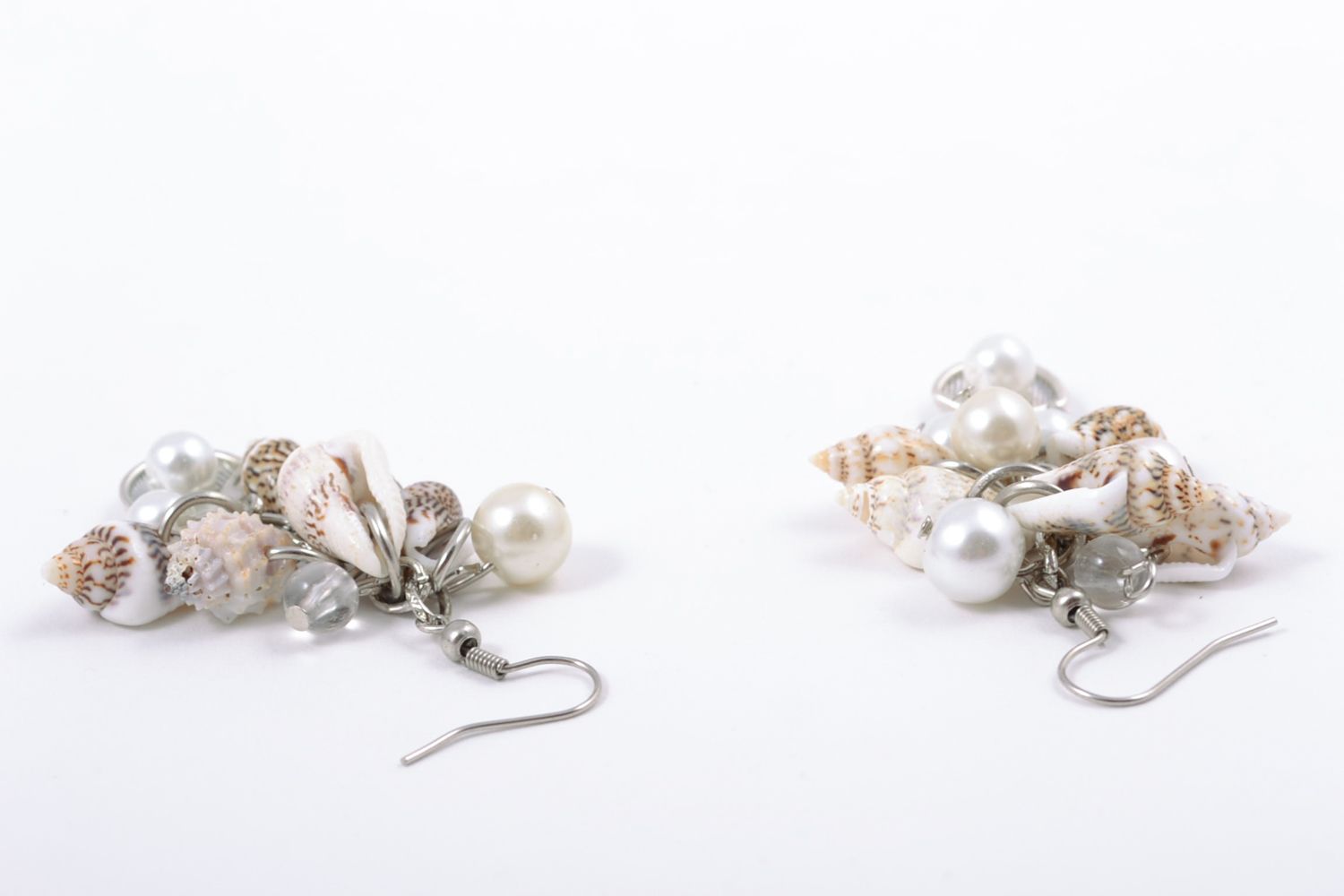 Boucles d'oreilles en coquillages et perles artificielles faites main pour femme photo 4