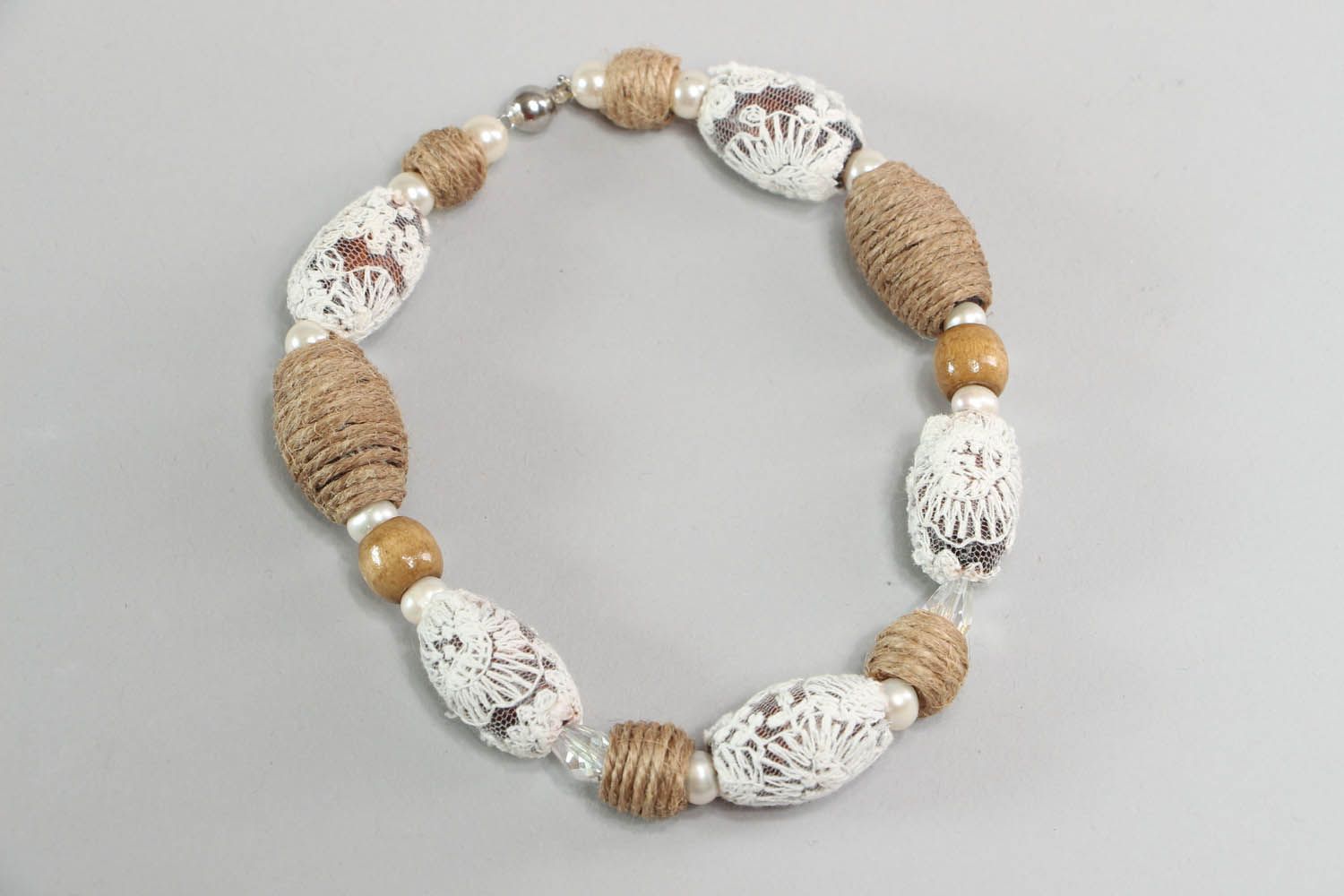 Halskette aus Holzperlen Boheme foto 1