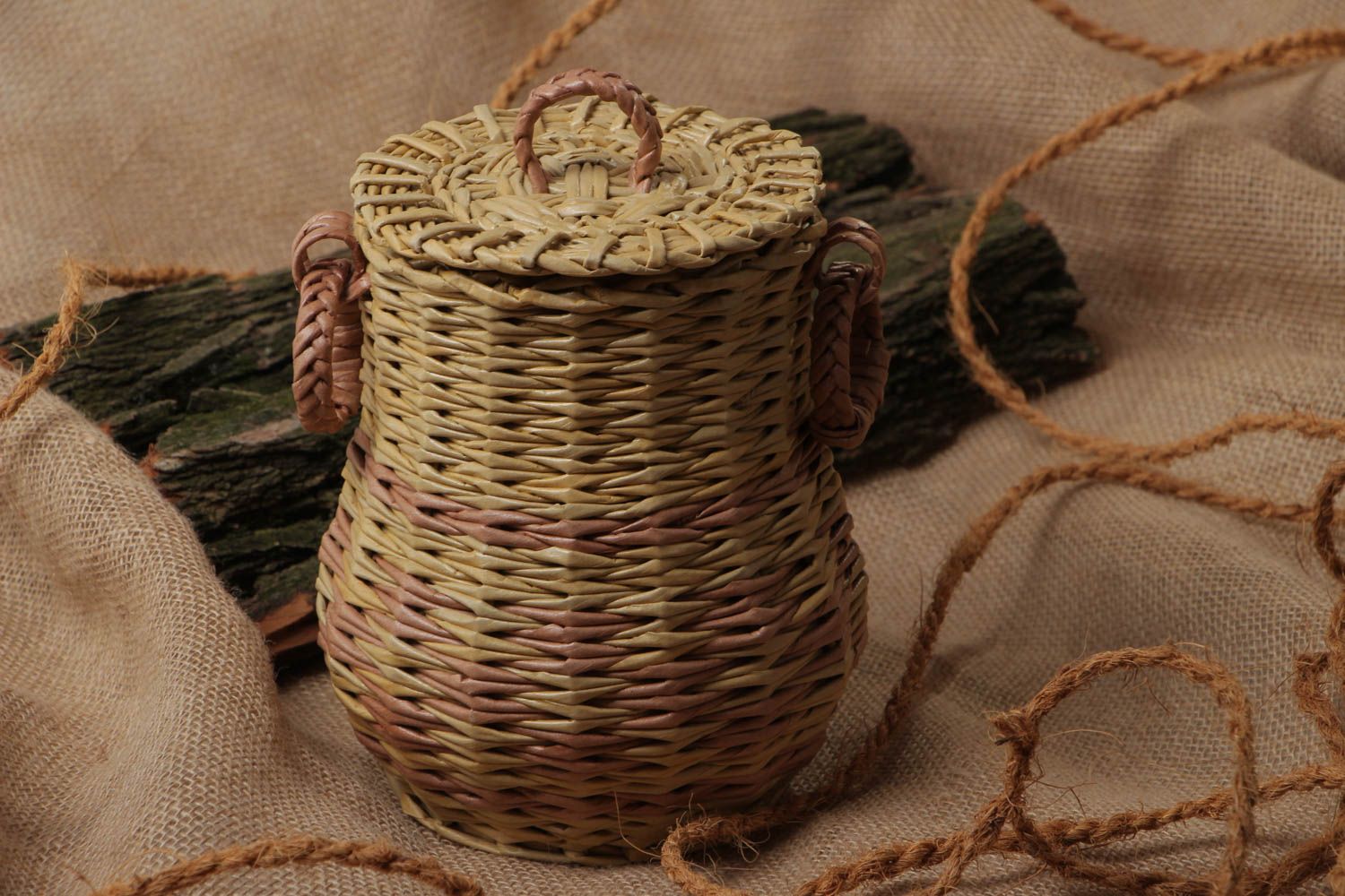 9 inches tall straw basket 100 oz for home décor 0,5 lb photo 1