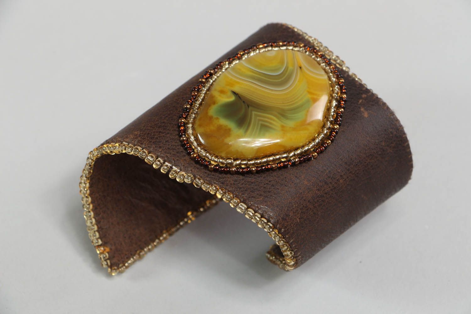 Bracelet en cuir fait main avec agate jaune  photo 3