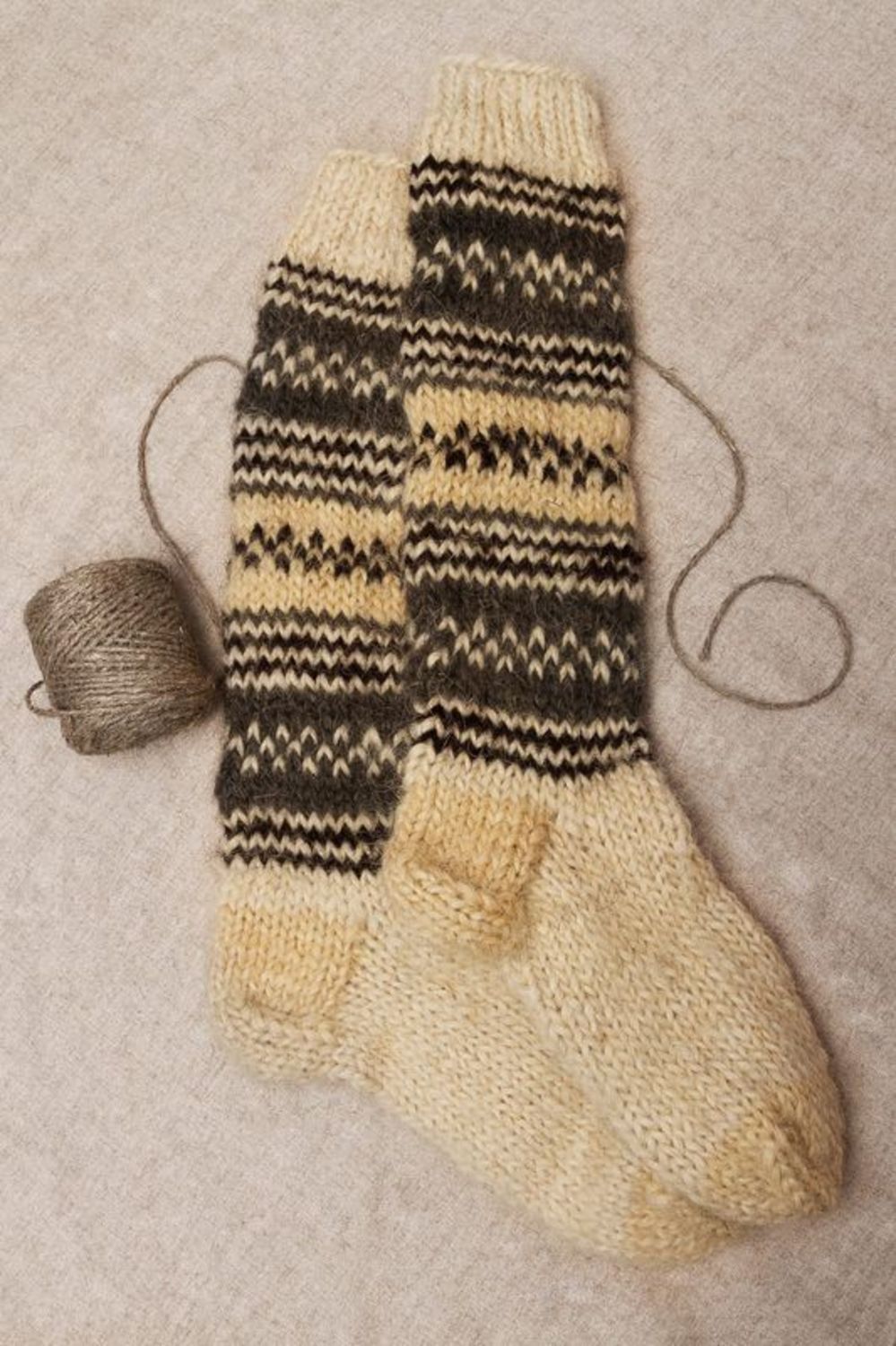 Calzettoni caldi di lana per bambini fatti a mano Calzini lunghi di lana 
 foto 1