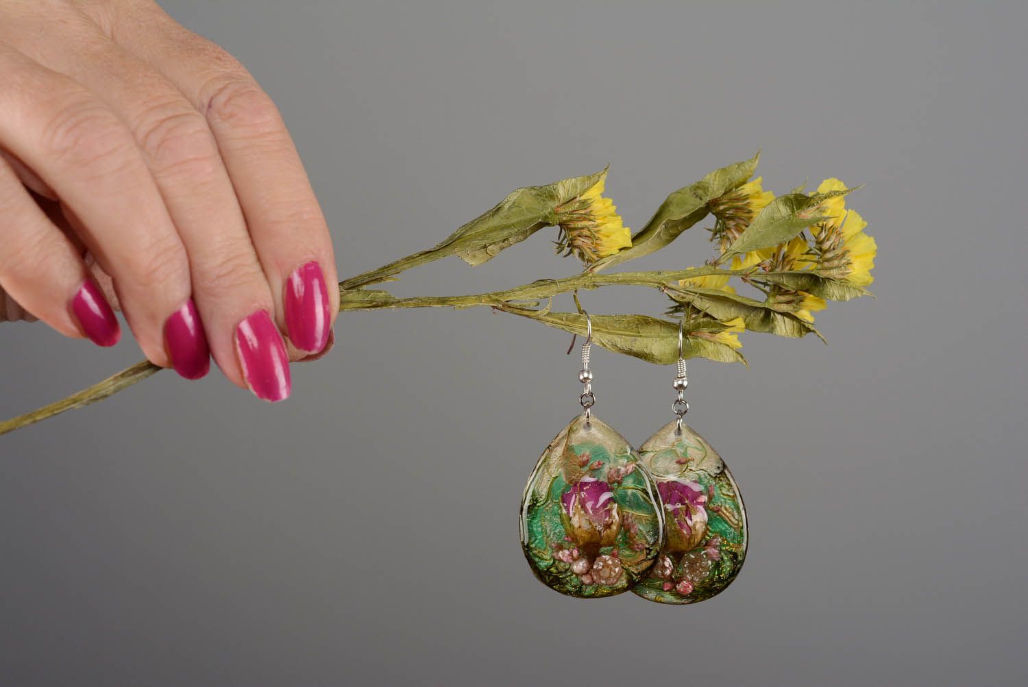 Boucles d'oreilles pendantes avec fleurs séchées Malachite  photo 2