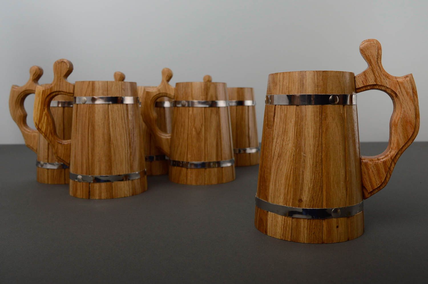Conjunto de jarras de madera de cerveza artesanales decorativas set de 6 piezas foto 3