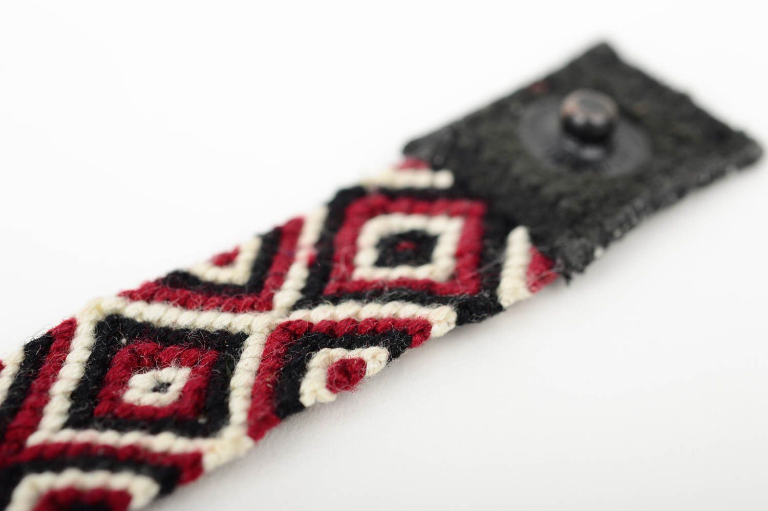 Модный браслет ручной работы браслет макраме с этно-узорами аксессуар макраме фото 4