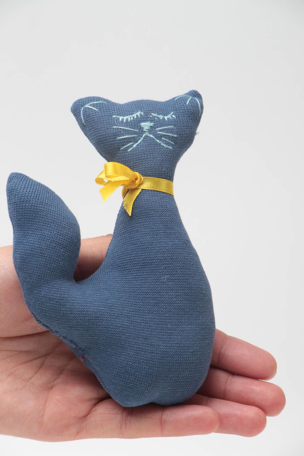Handmade designer woolen fabric soft toy in the shape of blue sleeping cat  photo 5