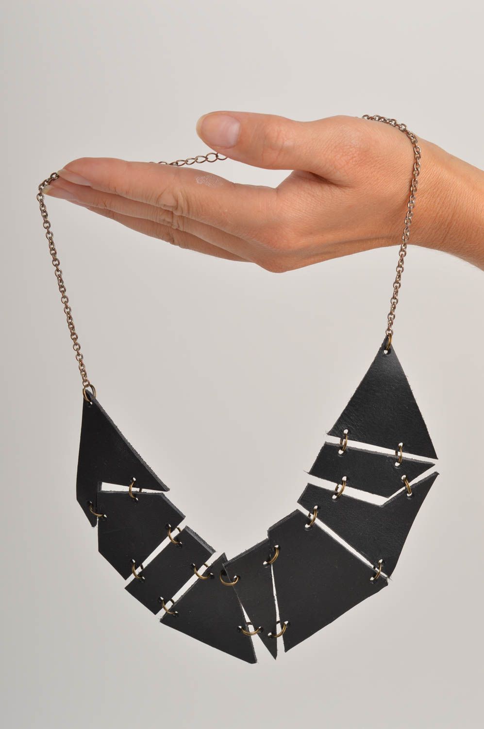 Collier en cuir noir Bijou fait main massif chaîne design Cadeau femme photo 5