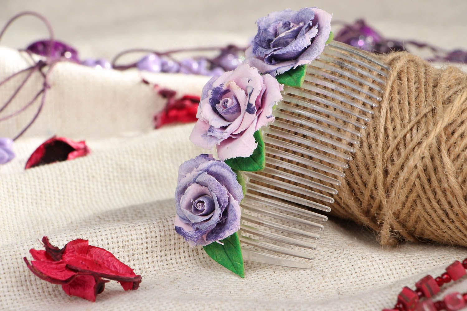 Comb-barrette with roses photo 4