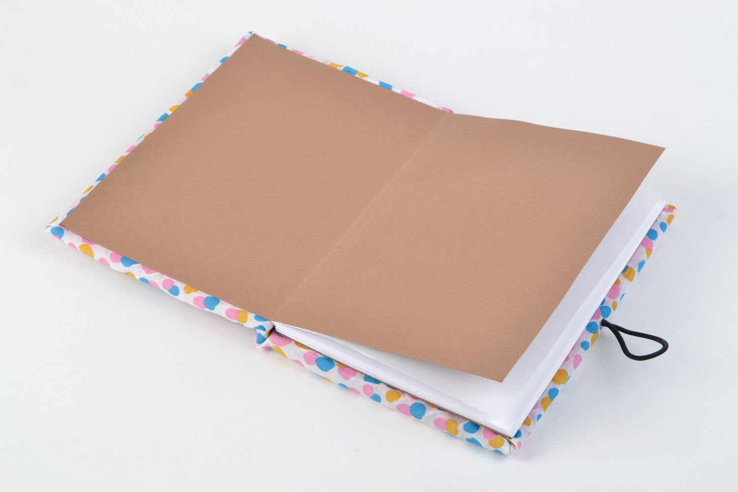 Carnet avec couverture en tissu multicolore original avec bouton fait main photo 3