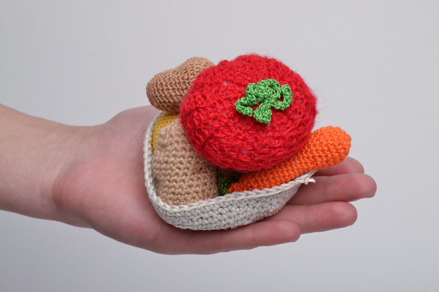 Ensemble de peluches légumes originales tricotées faites main pour enfant photo 5