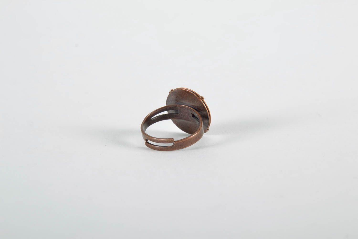 Ring aus Kupfer in der Technik der heißen Emaillierung foto 4