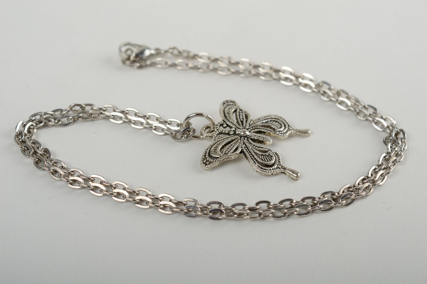Handmade trendy pendant metal jewelry metal pendant stylish jewelry for women photo 4