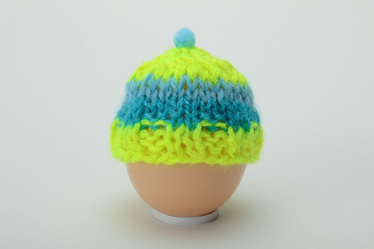 Homemade knitted acrylic and cotton Easter egg cozy photo 2