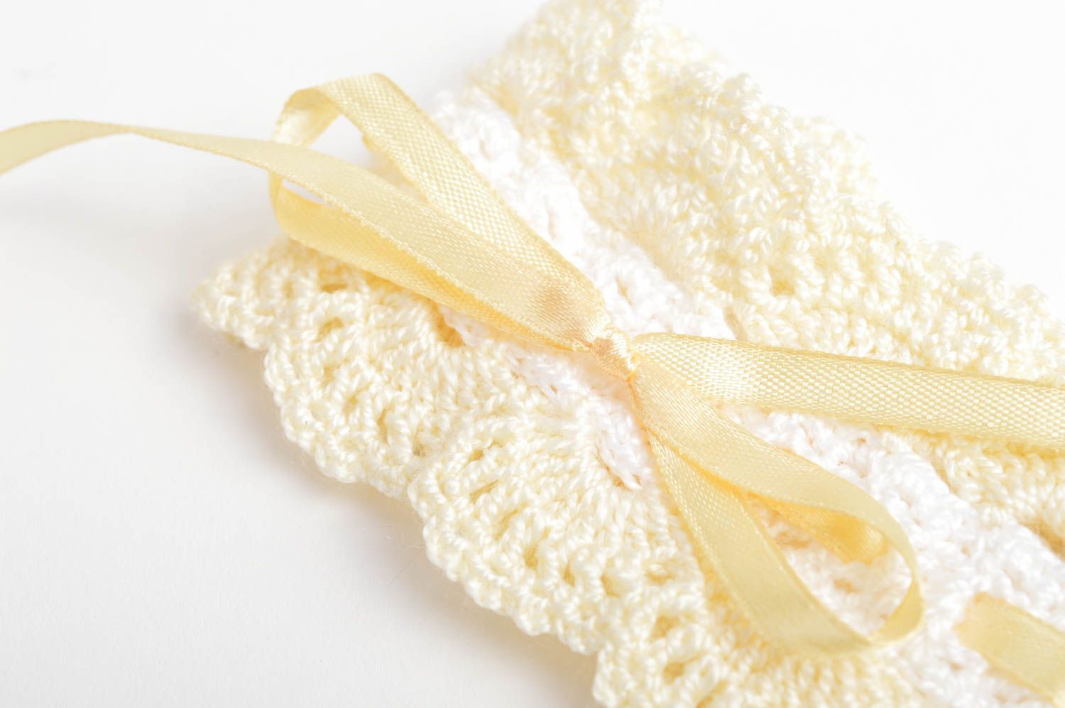 Bandeau bébé fille fait main Cadeau original jaune tricoté au crochet avec noeud photo 4