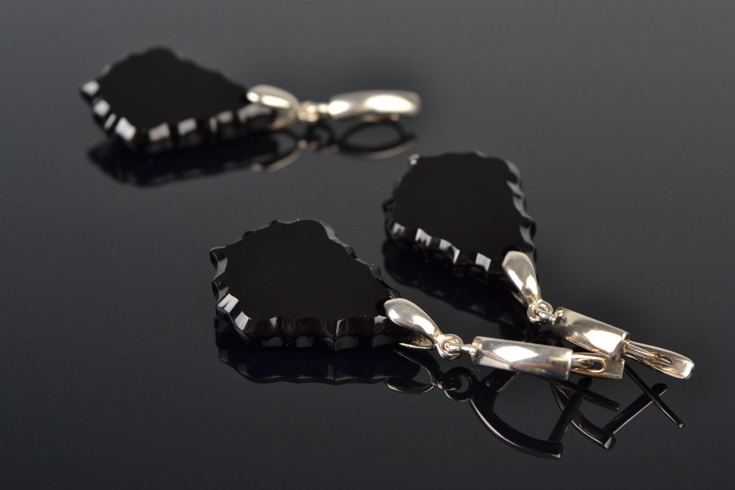 Handmade schwarzes Kristallperlen Schmuck Set Anhänger und Ohrringe elegant  foto 4