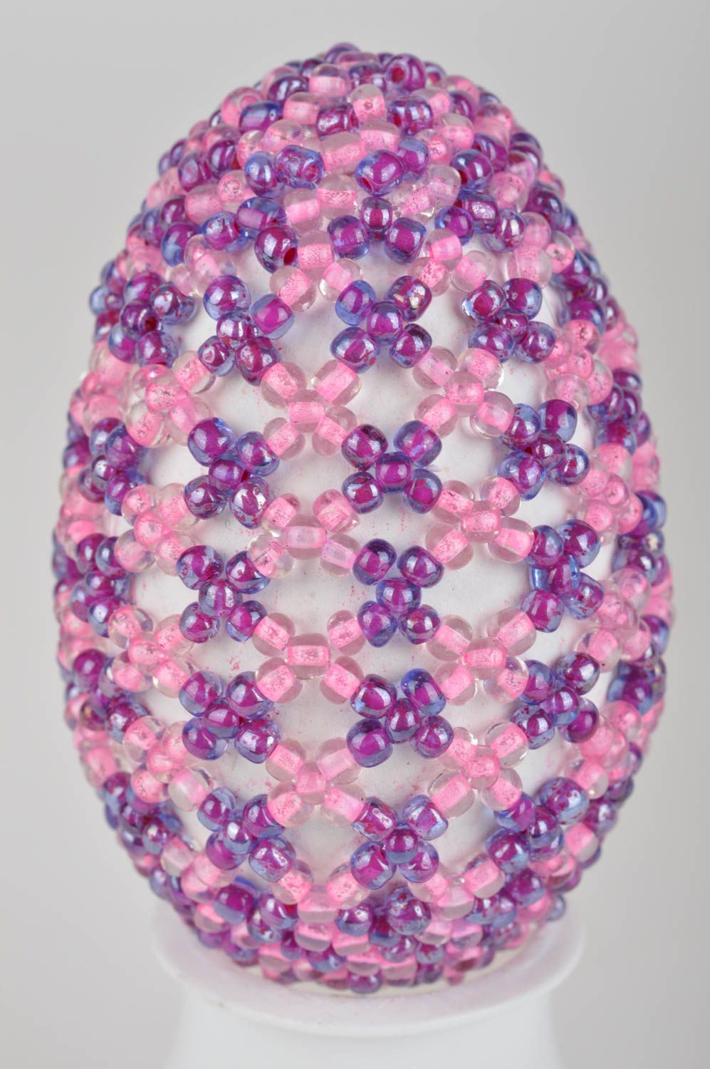 Oeuf de Pâques en papier mâché fait main tissé de perles de rocaille décoration photo 2