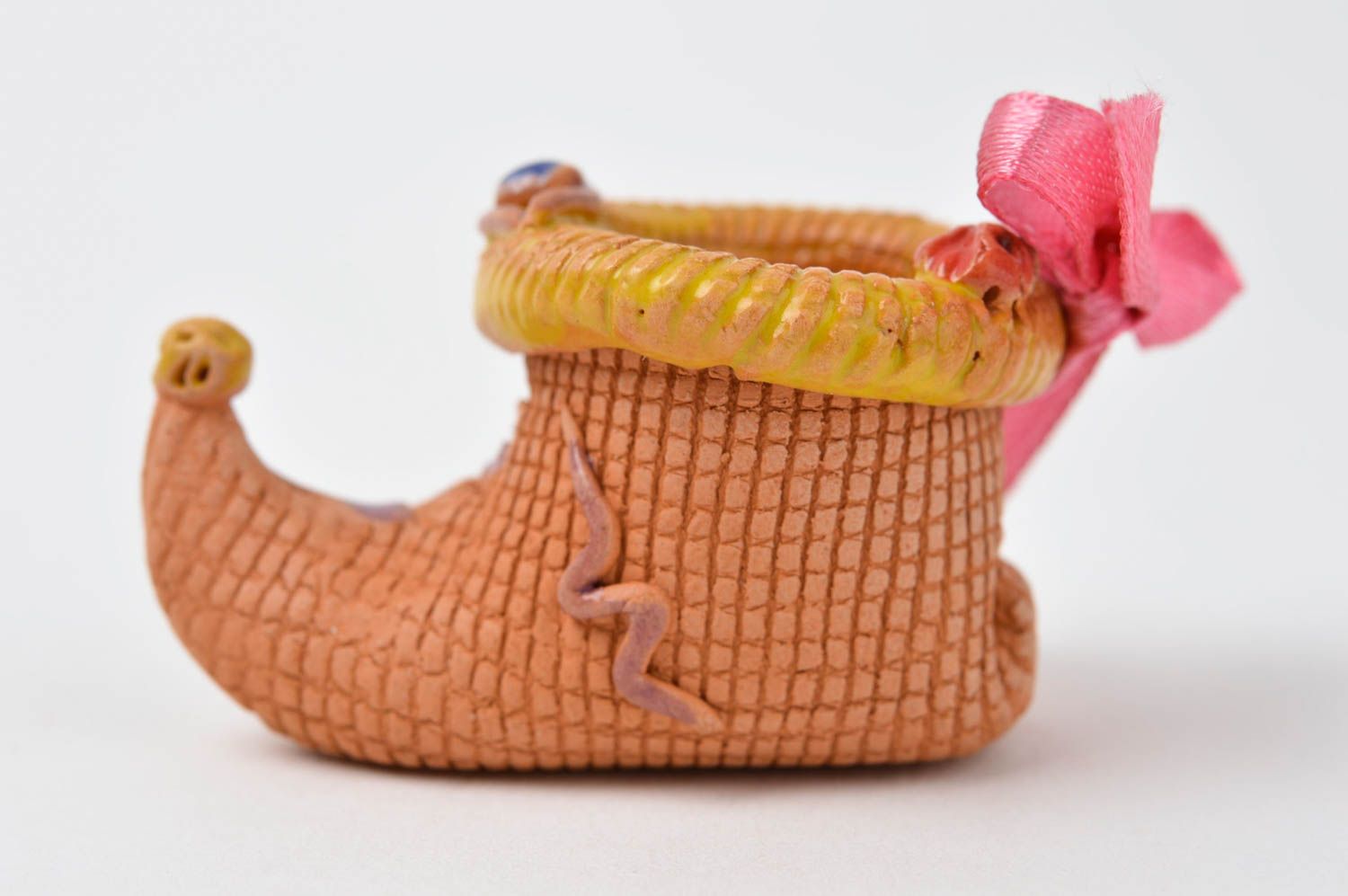 Figura artesanal con forma de bota souvenir original elemento decorativo foto 2
