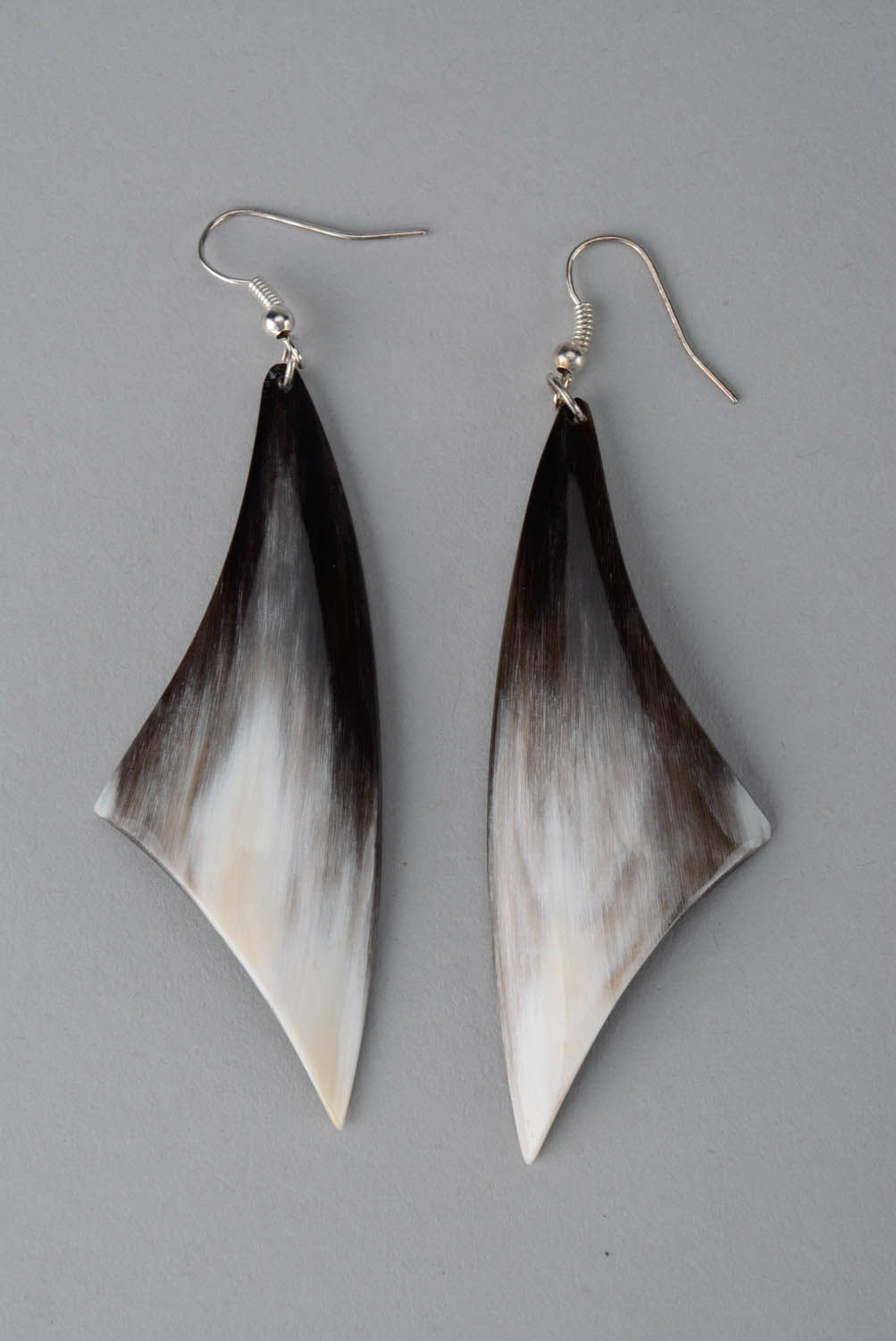 Earrings made ​​of cow horns Feathers photo 1