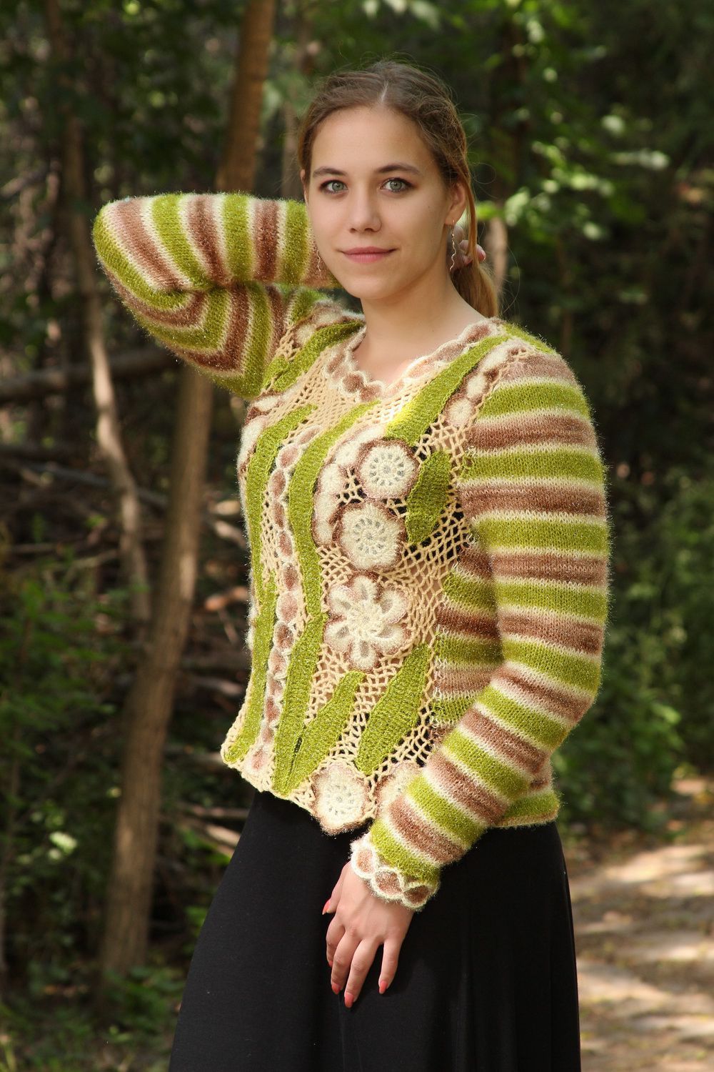 Pull tricoté en dentelle vert clair photo 1