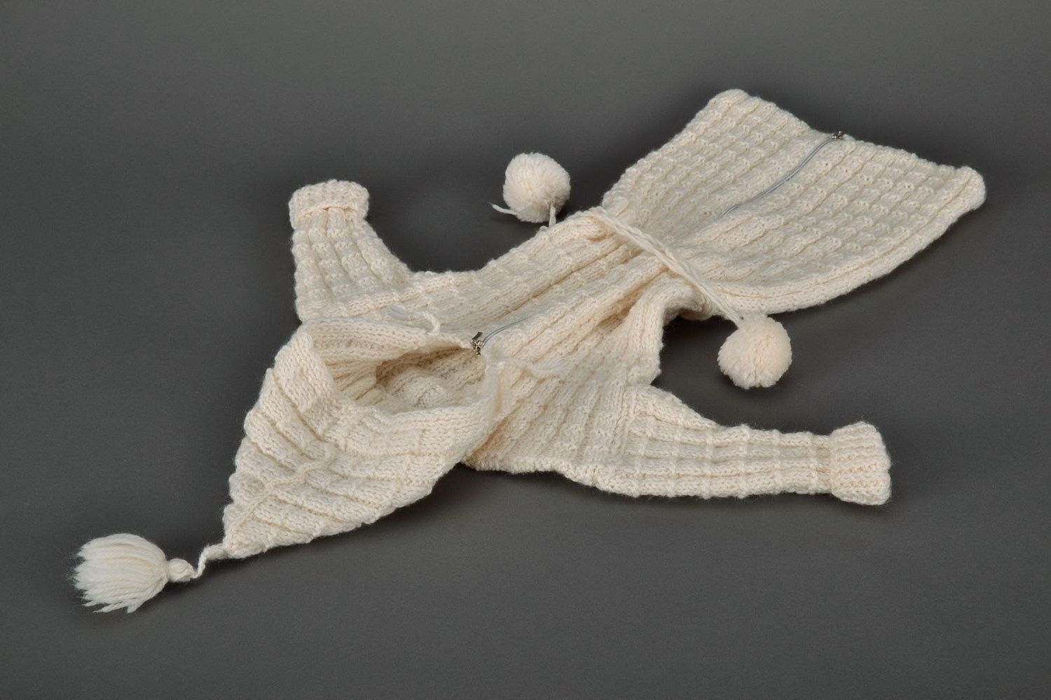 Combinaison pour bébé tricotée fait main photo 4