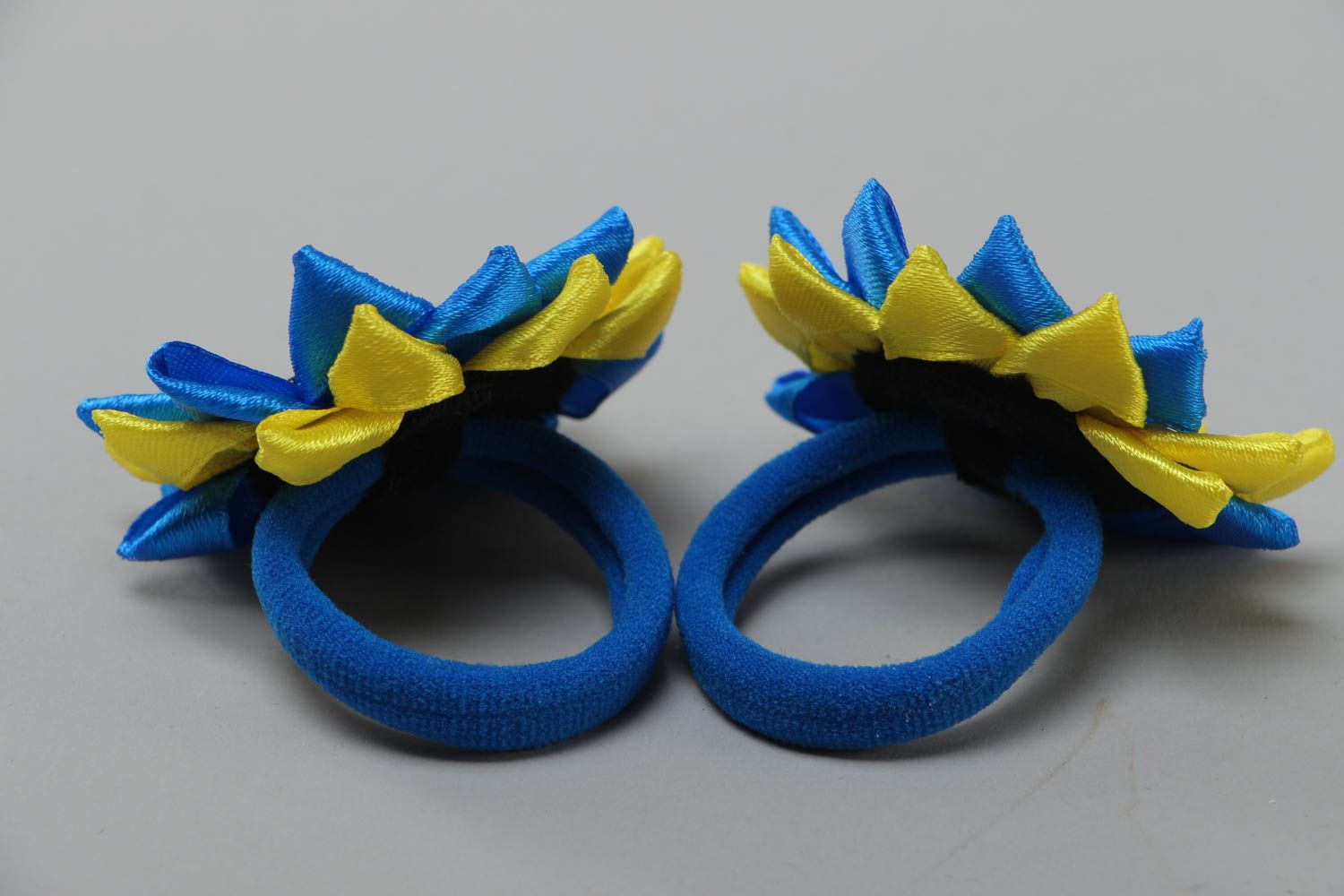 Handmade stylish scrunchies set of 2 pieces hair accessories with satin flowers  photo 4