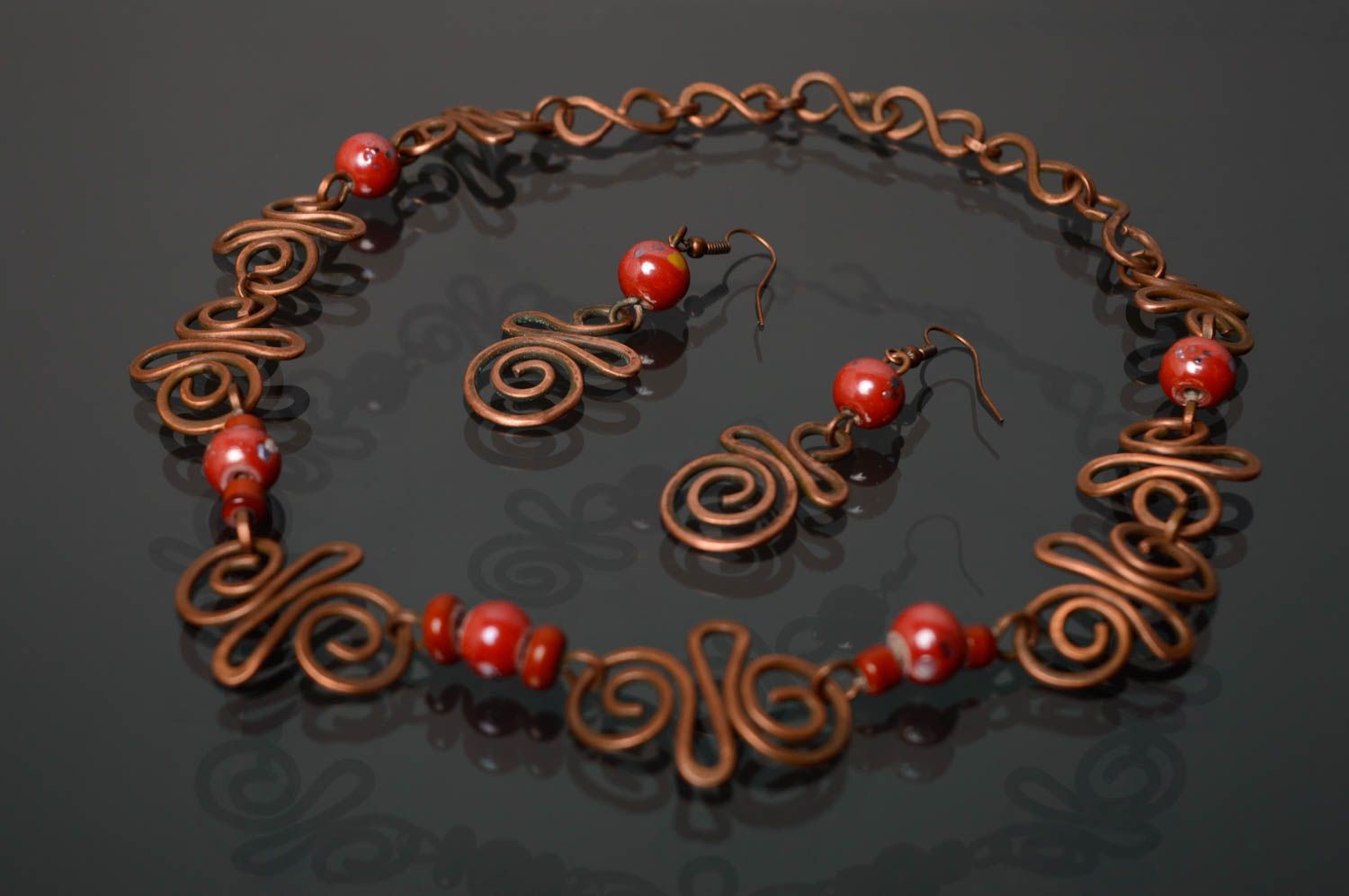 Ensemble de collier et boucles d'oreilles en cuivre bijoux originaux faits main photo 2