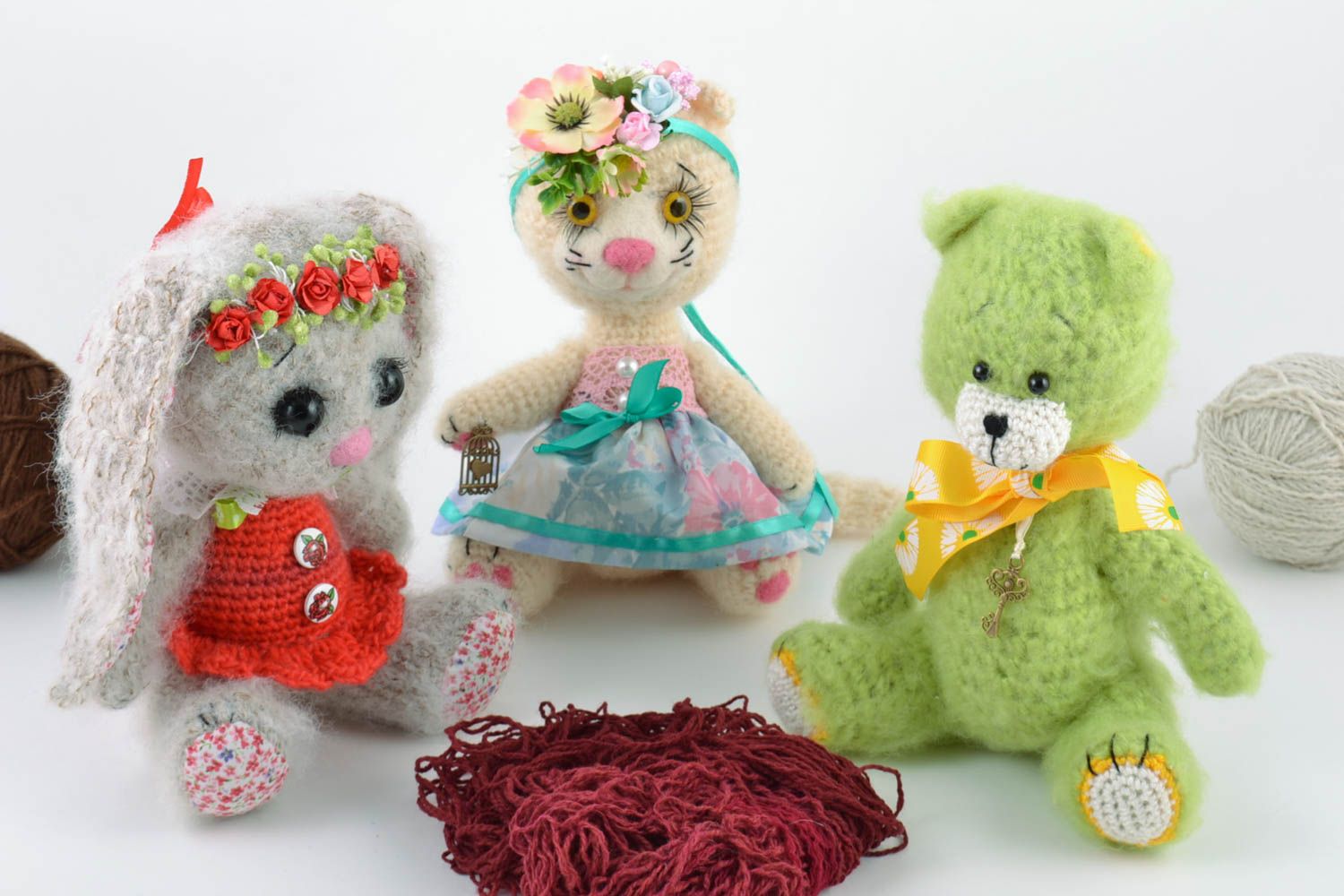 Handmade set of crocheted toys 3 beautiful animals for children game photo 1