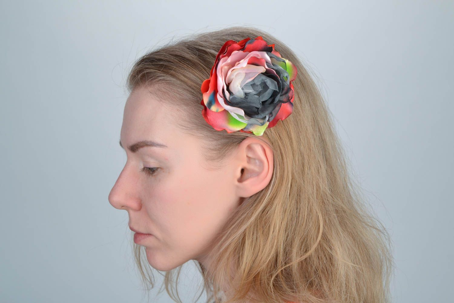 Barrette à cheveux fleur faite main rose multicolore originale accessoire photo 1