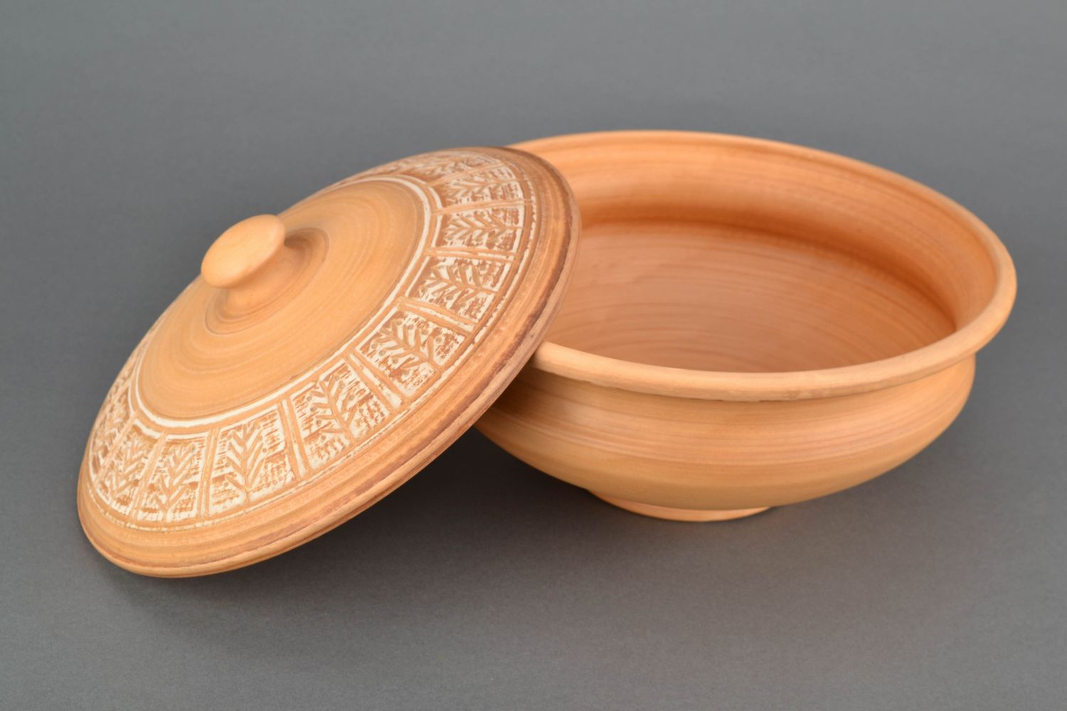 Ceramic bowl for dumplings kilned with milk photo 3