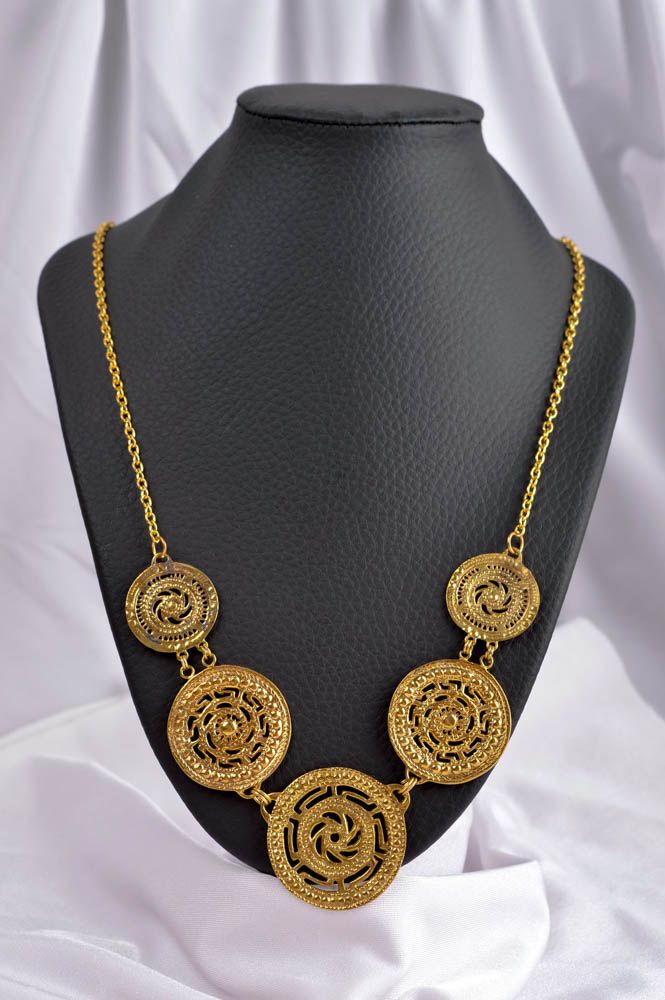 Beautiful handmade metal necklace stylish necklace design fashion trends photo 1