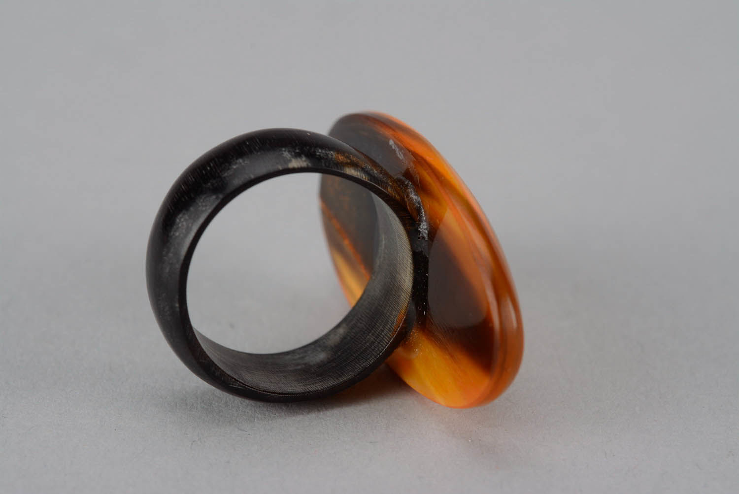 Ring made of cow horn Amber photo 2