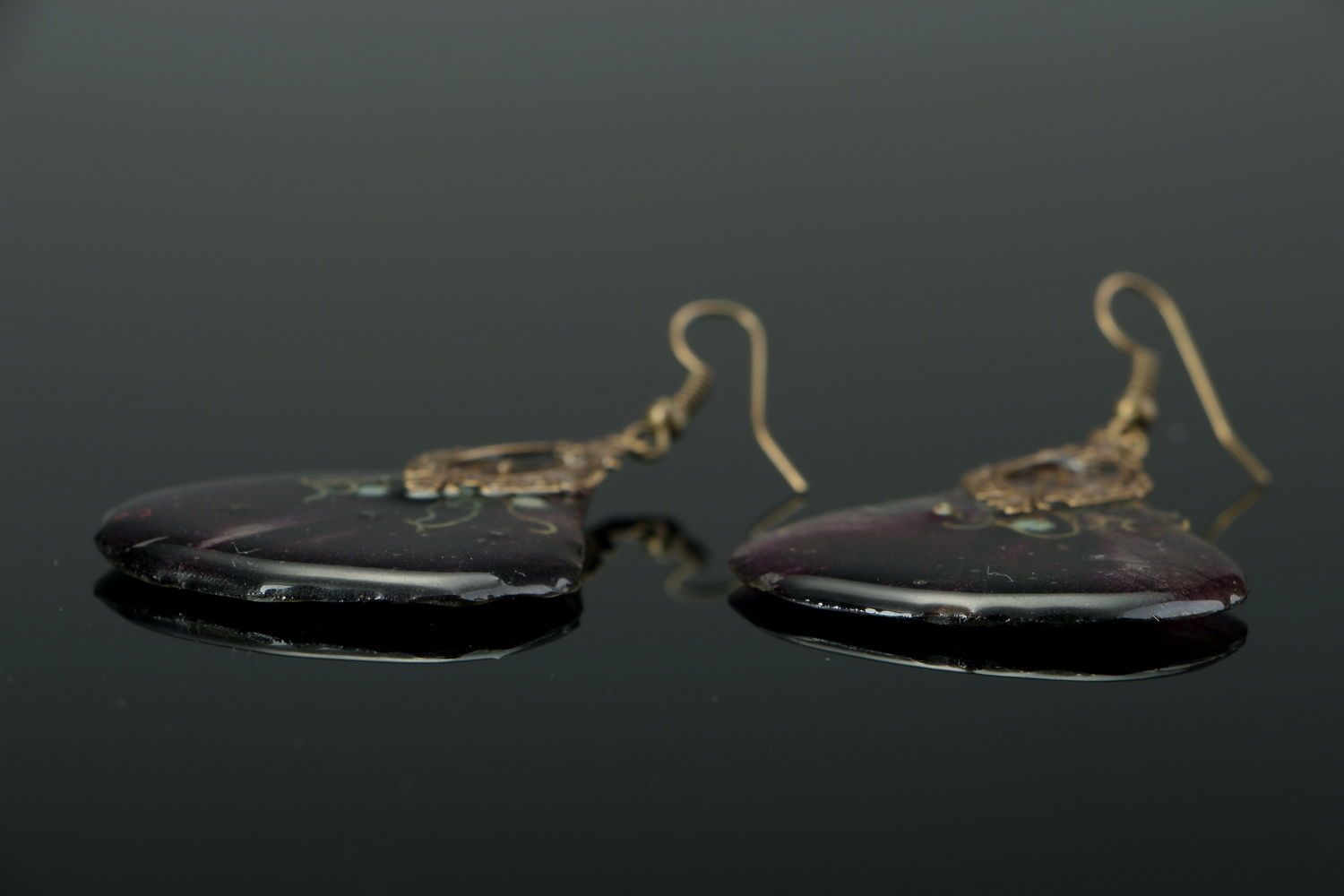 Earrings made of tulips and covered with epoxy resin photo 3