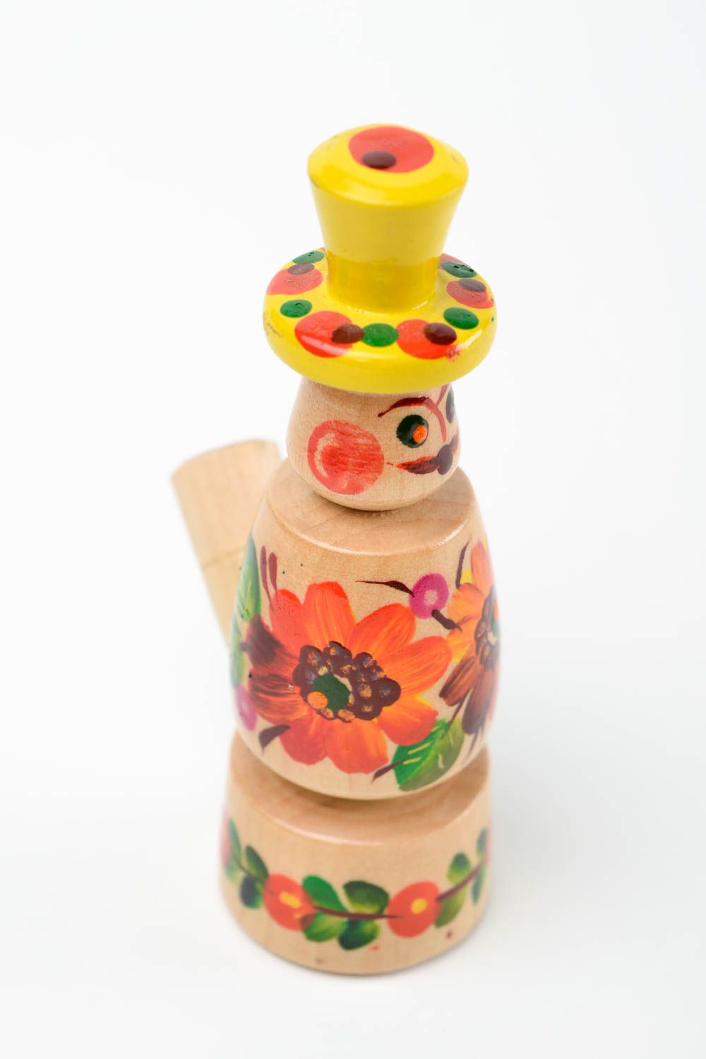 Сувенир из дерева ручной работы подарок ребенку игрушка свистулька с росписью фото 3