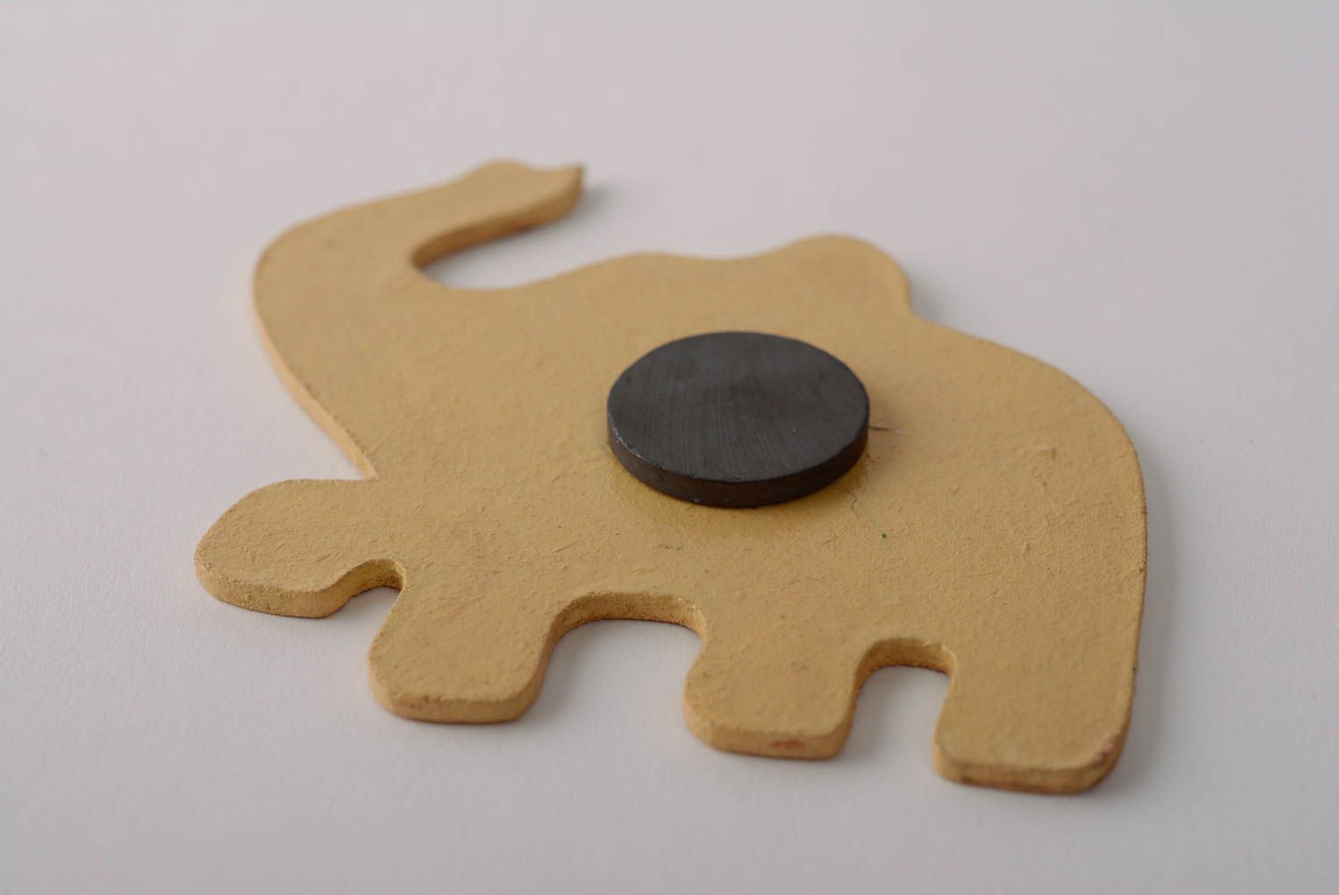 Magnet pour frigo Éléphant beige original en bois accessoire de décor fait main photo 4