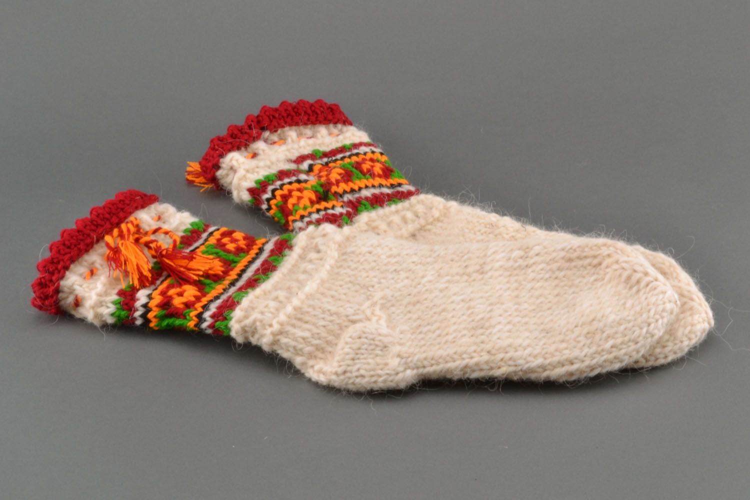 Warm wool socks White with Red Ornament photo 4