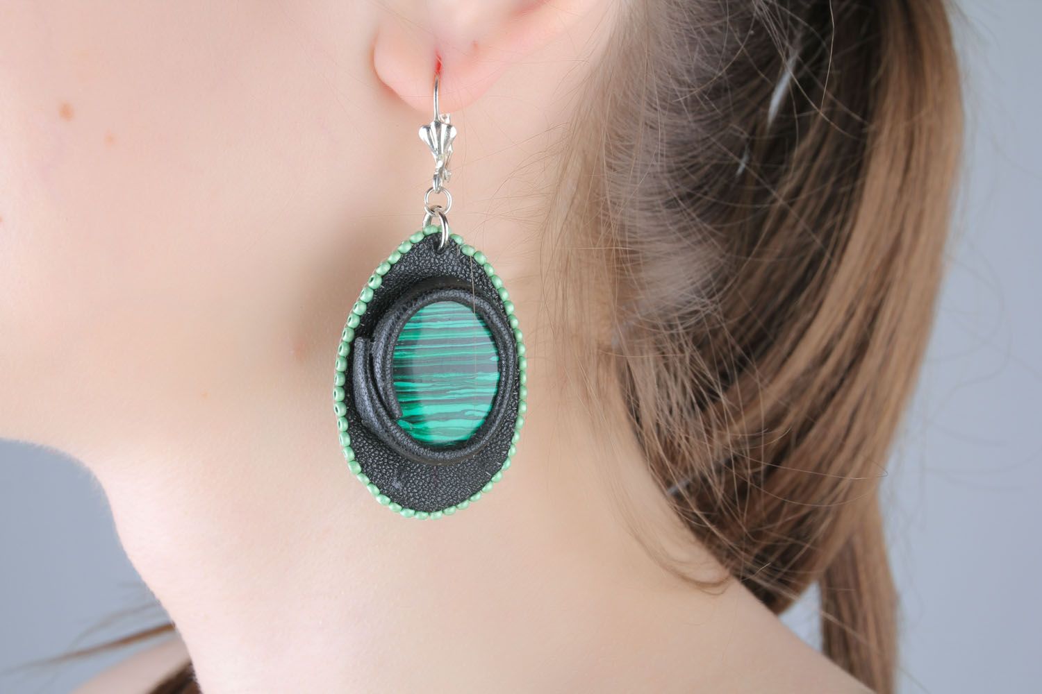 Leather earrings with malachite photo 5