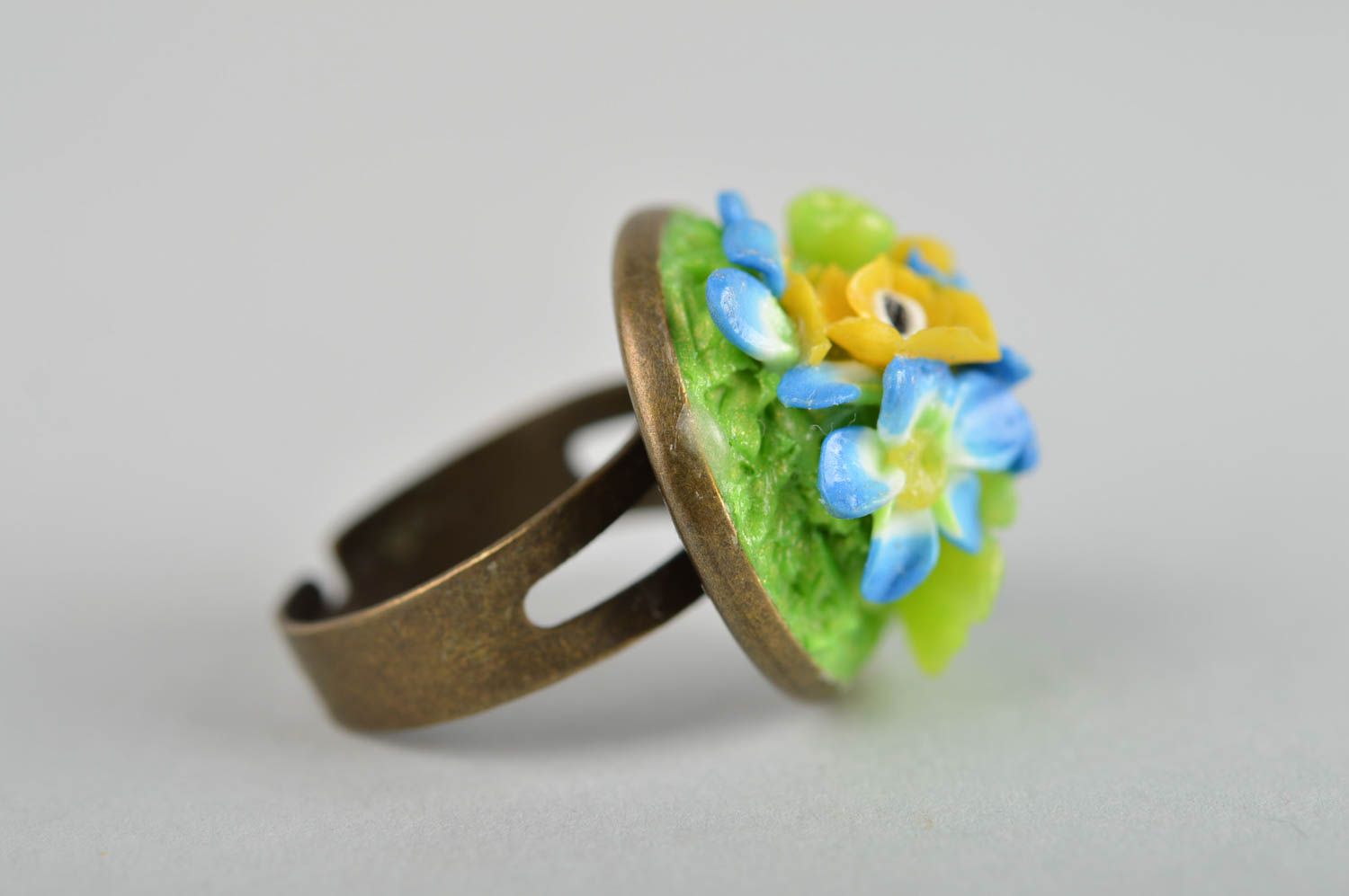 Unusual handmade ring plastic flower ring costume jewelry designs gift ideas photo 3