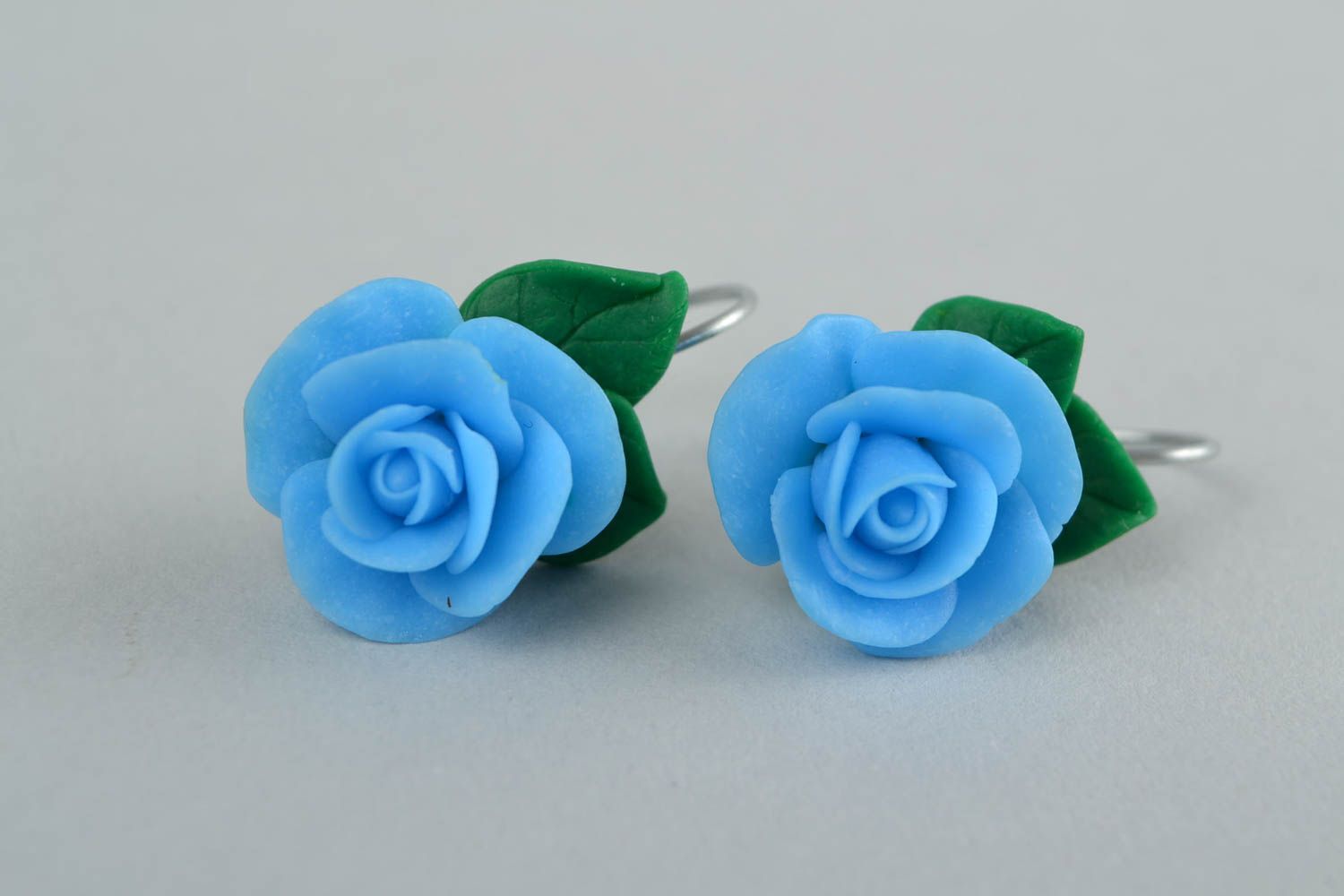 Beautiful handmade women's polymer clay flower earrings of blue color photo 5