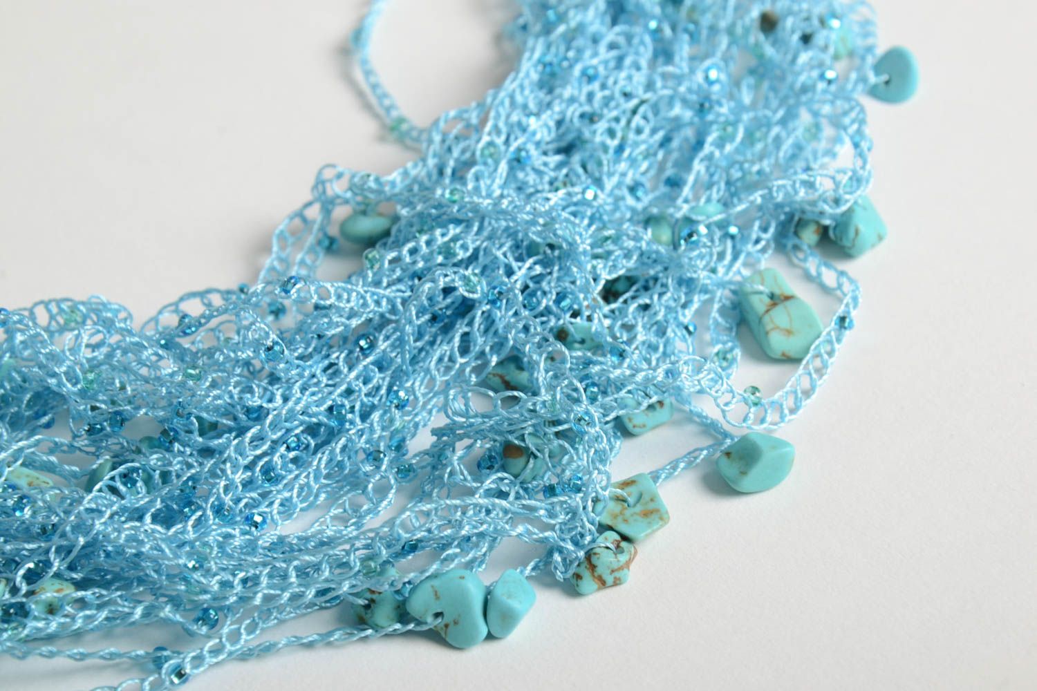 Collier textile Bijou fait main pierre naturelle bleue fils Accessoire femme photo 3