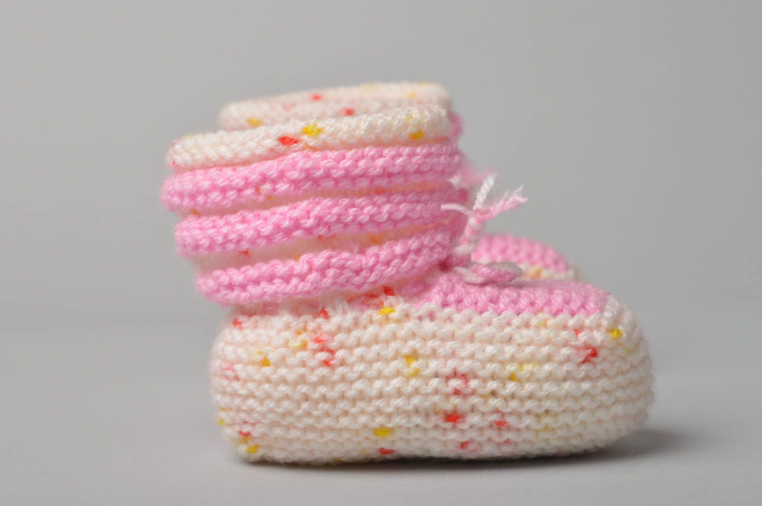 Handgefertigte Schuhe gehäkelte Babyschuhe Geschenk für Kleinkinder schön foto 3