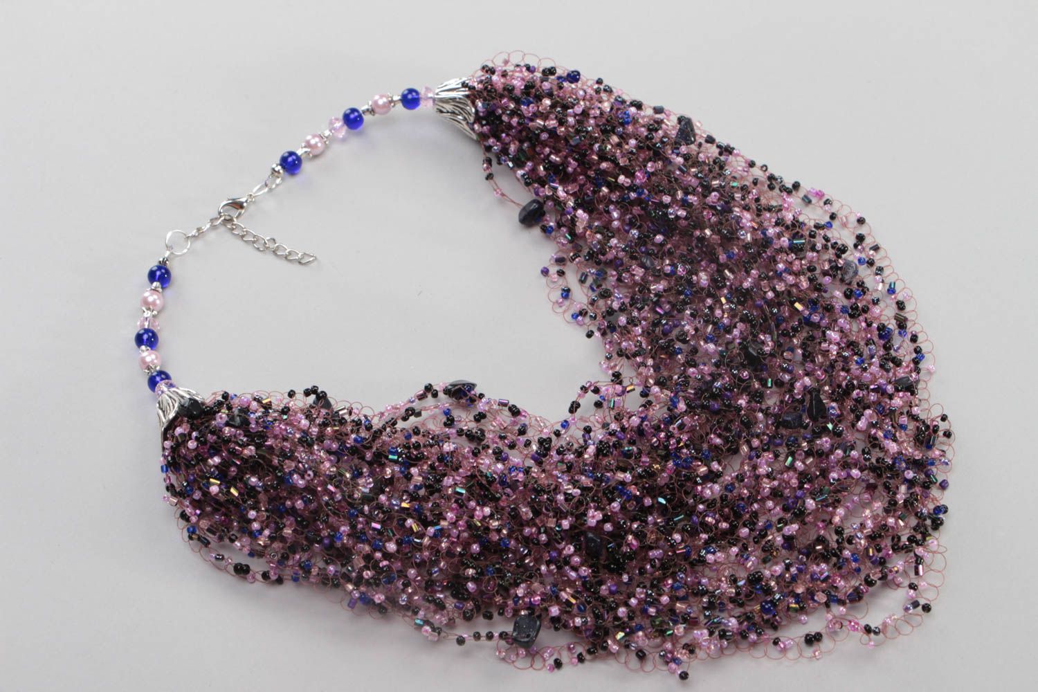 Handmade beaded necklace unusual stylish accessory designer beautiful jewelry photo 2