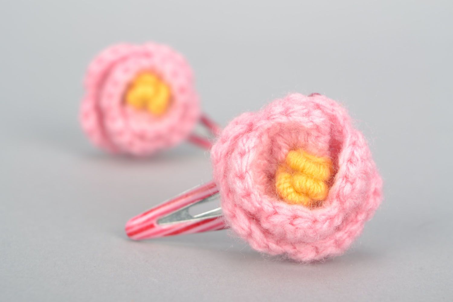 Crochet hair clips Pink Bud photo 1