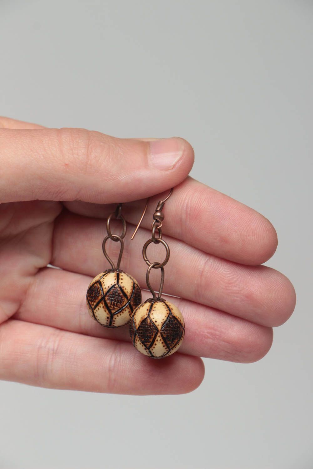 Handmade earrings wooden jewelry fashion accessories dangling earrings for women photo 5