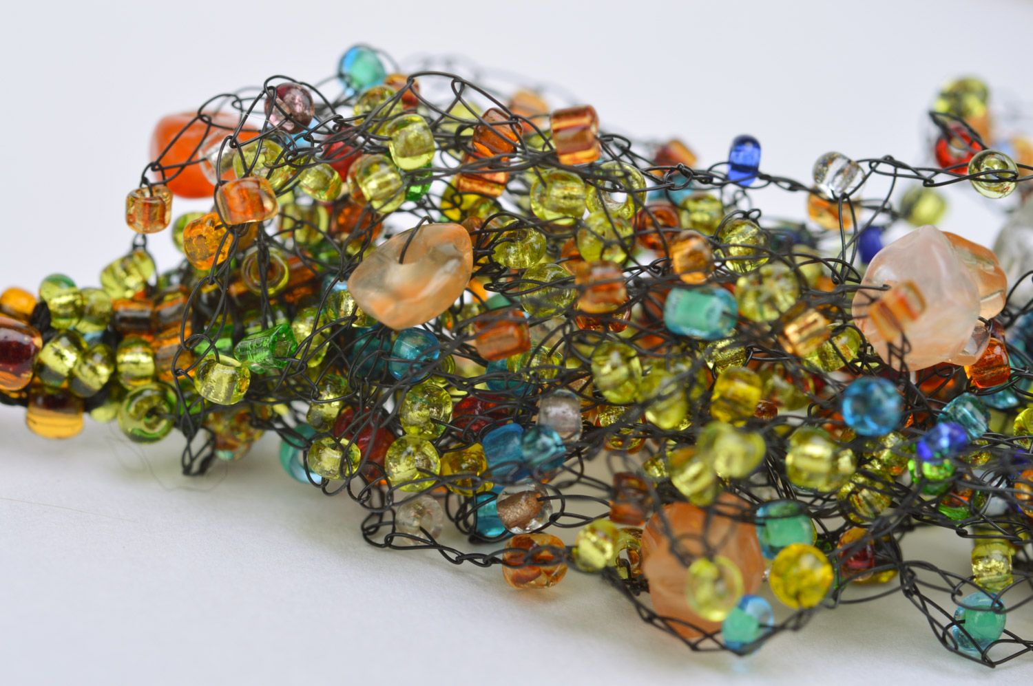 Modisches luftiges künstlerisches buntes Collier aus Glasperlen Handarbeit schön foto 5