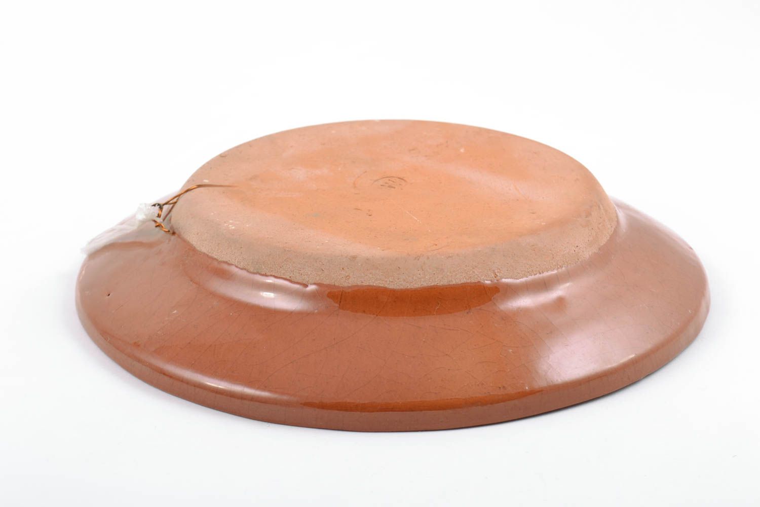 Декоративная тарелка глиняная расписанная вручную и покрытая глазурью небольшая фото 4